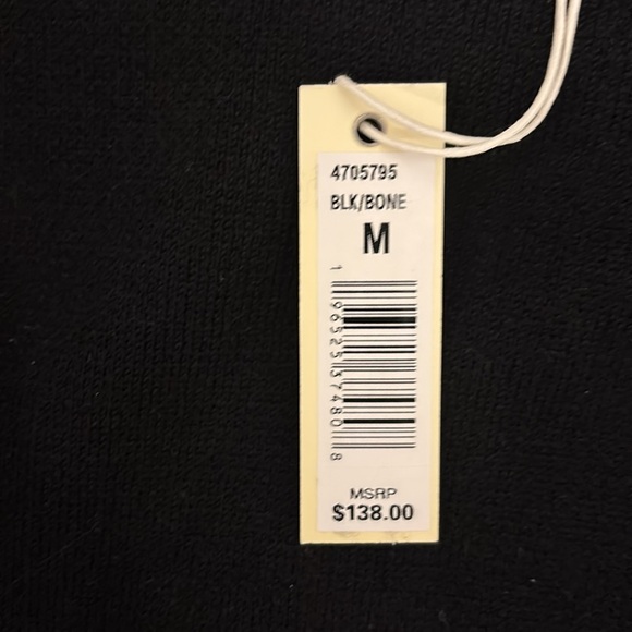 Max Studio London Elegant Black Sweater Sz Medium - Picture 4 of 12